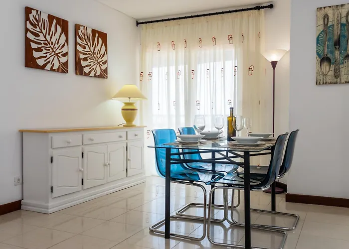 Golden - Pinos Lägenhet *